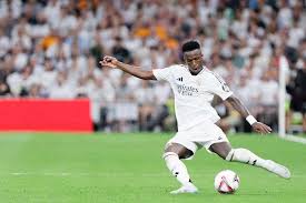 欧博官网：奥斯卡社媒晒照摆pose，目前尚不知他以何种身份为玉昆出战.